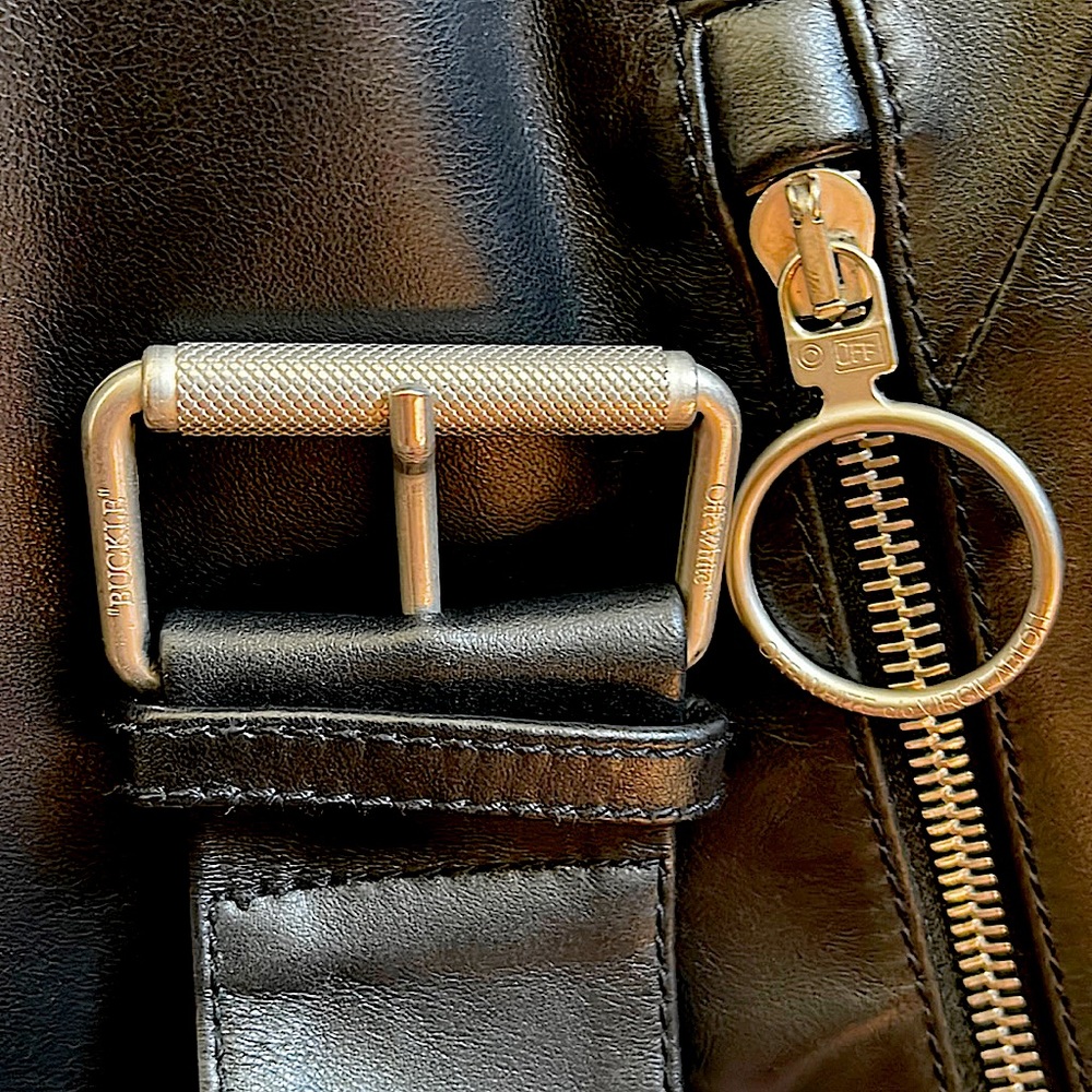 Off-White limited edition leather jacket (Authenticated) - Picture 7 of 7